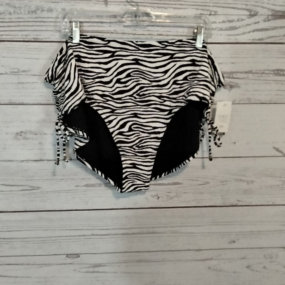 New Without tags "Time & Tru" woman's bikini bottoms